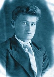 А.П.Бычков - директор школы, 1940 г.jpg