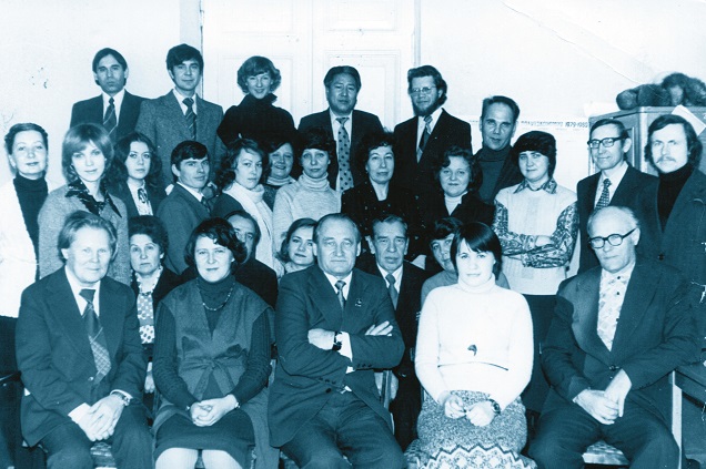 Сотрудники и студенты кафедры политэкономии, 1979 год
