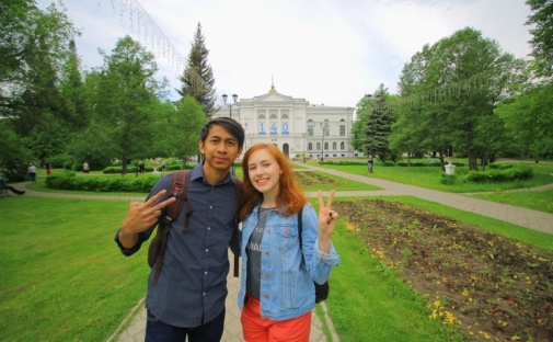 Indonesian blogger and IEM graduate with 1.6 million followers to give master class at International Universities Bloggers School 