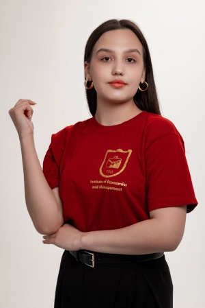 Десятникова Ульяна